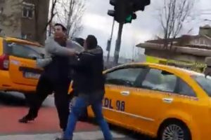 Beşiktaş'ta taksiciler kavga etti