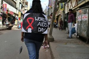 D&uuml;nyada bir ilk: HIV taşıyıcısı kişiden b&ouml;brek nakli