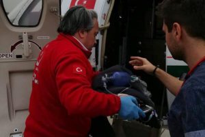 Ambulans u&ccedil;ak, 3 aylık Ceren bebek i&ccedil;in havalandı
