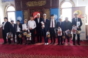 Gen&ccedil; hafızlar kıyasıya yarıştı