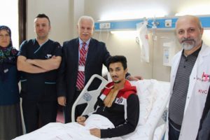 2 saatlik &ouml;mr&uuml; kalan gen&ccedil; &ouml;l&uuml;me &ccedil;elmeyi taktı!