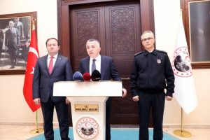 Minik Zeynep'in &ouml;l&uuml;m&uuml;ne ilişkin validen a&ccedil;ıklama