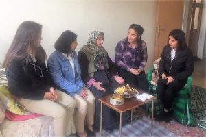 &Ouml;ğrencilerden yaşlılara yardım eli