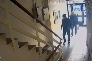 Bir poşetle girdikleri evden valizle &ccedil;ıktılar
