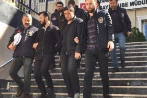 Sır cinayet! İki &uuml;niversite &ouml;ğrencisi polise gidip her şeyi itiraf etti