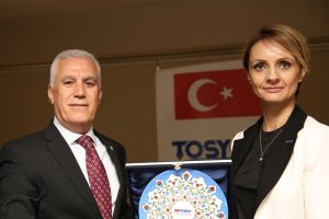 Bursa B&uuml;y&uuml;kşehir Belediye Başkan Adayı Bozbey: "Sanayicinin elini tutacak &uuml;st y&ouml;netime ihtiya&ccedil; var"