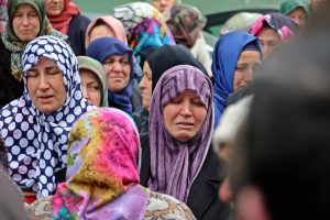İntihara kalkışan ikizini kurtarmak isterken boğulan Yunus, toprağa verildi