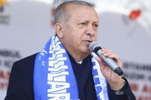 Erdoğan, cuma namazını Pendik'te kıldı