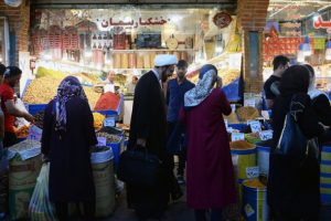 'İran'da ekonomi İran-Irak savaşındaki durumdan daha k&ouml;t&uuml;'