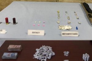 Denizli'deki uyuşturucu operasyonuna 5 tutuklama