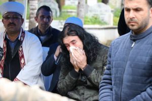 Murat Kekilli'nin babası son yolculuğuna uğurlandı