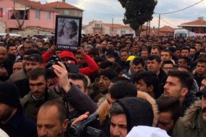 Zeynep'in cenazesinde adım atacak yer kalmadı