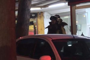 &Ccedil;alışma ofisindeki ş&uuml;pheli koli panik yarattı