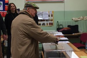 &Uuml;nl&uuml; iş adamı Rahmi Ko&ccedil;, oyunu kullandı