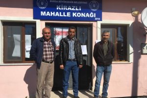 Bursa'da 10 haneli köyde 3 muhtar adayı kıyasıya yarıştı
