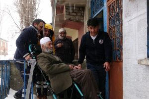 Evde bakım hizmeti alan 150 hasta hastaneye taşındı