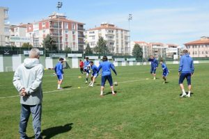 Manisa B&uuml;y&uuml;kşehir Belediyespor'un inancı tam