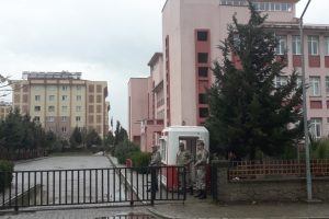 Aza adayı oy kullandıktan sonra hayatını kaybetti