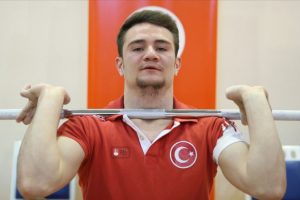 Milli halterci Akkaya: Tecr&uuml;bemi arttırmak i&ccedil;in gidiyorum