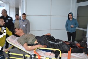 Aksaray'da muhtar yakınları arasında bı&ccedil;aklı kavga