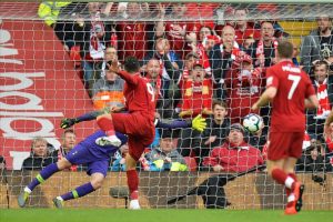 Liverpool 3 puanı son dakikada aldı