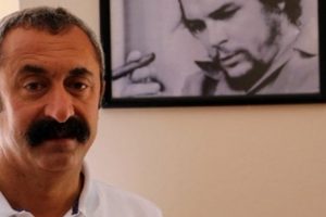 'Kom&uuml;nist Başkan' Ma&ccedil;oğlu: 800 oy farkla kazandık
