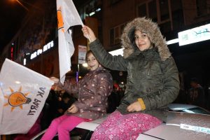 Adıyaman'da AK Parti'lilerden kutlama