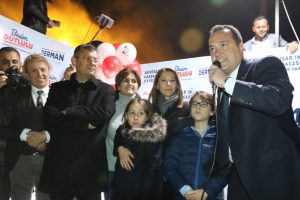 Akhisar'da millet ittifakı adayı Besim Dutlulu kazandı