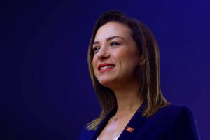 İzmir'de kadınlar sandıkta fark attı