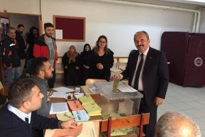 Artvin Yusufeli'nde, AK Parti'li aday 3 oy farkla kazandı