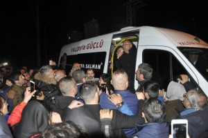 Vefa Salman: Nakavtla yendiğimizi d&uuml;ş&uuml;n&uuml;yorum