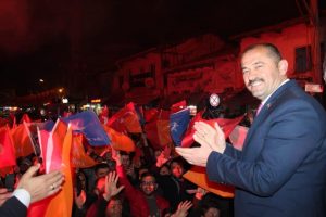 Bursa Orhaneli Belediye Başkan Adayı Aykurt zaferini kutladı