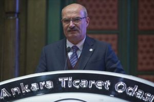 İş d&uuml;nyasından 'Ekonomiye odaklanalım' &ccedil;ağrısı