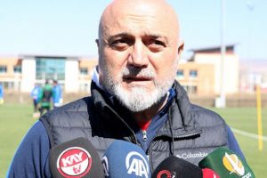 Hikmet Karaman: Sivasspor ma&ccedil;ı iki takım i&ccedil;in de &ouml;nemli