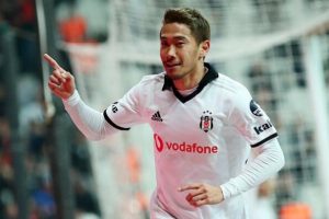 Kagawa'ya Schalke 04 ve Bayer Leverkusen talip oldu