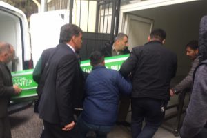 Sokak ortasında başında vurulan 18 yaşındaki gen&ccedil;ten acı haber