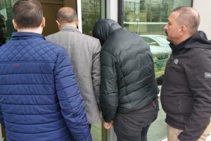 Uyuşturucu ticaretine 4 tutuklama