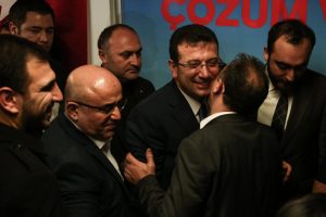 Ekrem İmamoğlu: 2019 r&uuml;zgarı estireceğiz