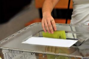 AK Parti'den flaş karar! İstanbul'un t&uuml;m il&ccedil;elerinde se&ccedil;ime itiraz edilecek