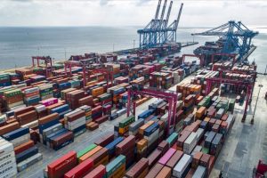 İhracat&ccedil;ı şirketlerin kur riski İstanbul'da ele alınacak
