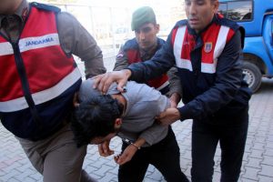 Sahte paraları ger&ccedil;ek sanıp cinayet işlediler... İşte aldıkları ceza!