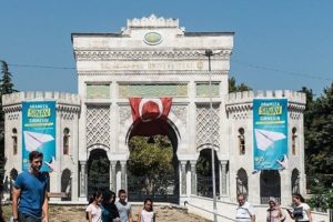 &Uuml;niversiteliler dolandırıcıların yeni hedefi oldu
