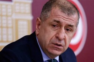 İYİ Parti'de &Uuml;mit &Ouml;zdağ istifa etti