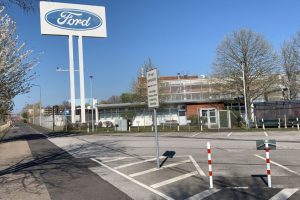 Ford iş&ccedil;ilerinin endişeli bekleyişi s&uuml;r&uuml;yor