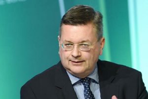 Almanya Futbol Federasyon Başkanı Reinhard Grindel, g&ouml;revinden istifa etti