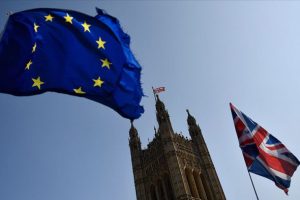 İngiliz Parlamentosunda h&uuml;k&uuml;mete 'Brexit darbesi' hazırlığı