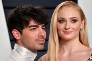 Sophie Turner'ın nişanlısına zorunlu 'Game of Thrones' anlaşması