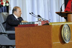 Cezayir'de 'Buteflika'ya yakın iş adamı sorgulanmaya başlandı' iddiası