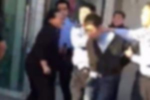 Okulda bı&ccedil;aklı saldırı: 2 &ouml;l&uuml;, 2 yaralı