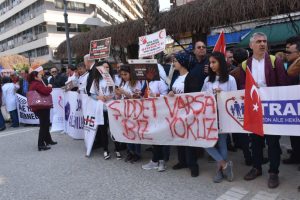 Sağlık &ccedil;alışanlarından şiddete karşı acil &ouml;nlem talebi